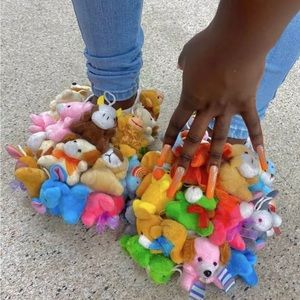 HOME SLIPPERS COTTON SLIPPERS WITH PLUSHY ANIMALS SIZE 10-11